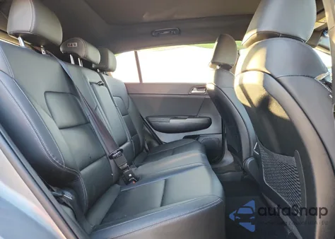 2020 Kia Sportage S z USA, uszkodzony, nr VIN KNDP63ACXL7631907